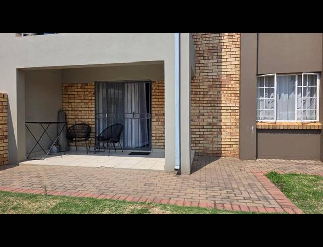 2 BEDROOM APARTMENT FOR SALE IN STONERIDGE